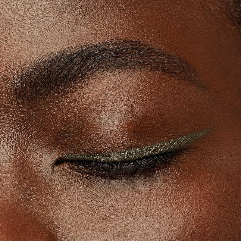 Maquillage yeux noisette