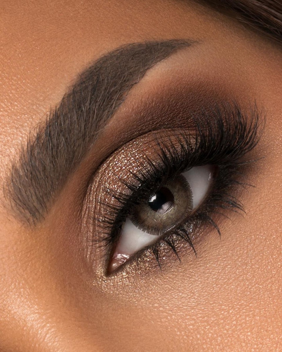 Maquillage yeux noisette doré